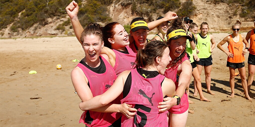 112vflwcamp1.jpg